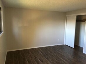 2205 E 49th Ave in Spokane, WA - Building Photo - Building Photo