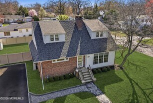 227 Chatham Ave in Ocean Township, NJ - Building Photo