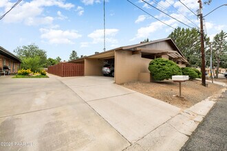 340 Country Club Cir in Prescott, AZ - Building Photo - Building Photo