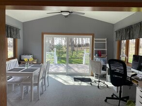 2714 Wentworth Dr in Madison, WI - Foto de edificio - Building Photo