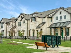 4121 Floyd Aly in Grand Prairie, TX - Foto de edificio - Building Photo