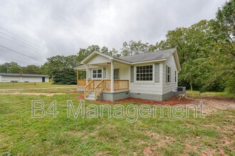 4070 Stone Station Rd in Roebuck, SC - Building Photo - Building Photo