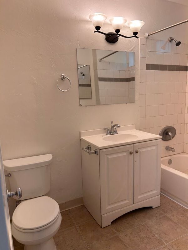 2836 Jarvis St in San Diego, CA - Foto de edificio - Building Photo