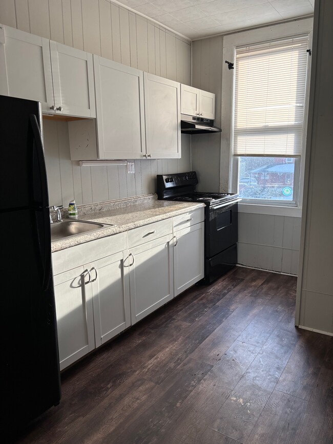 property at 634 Main St