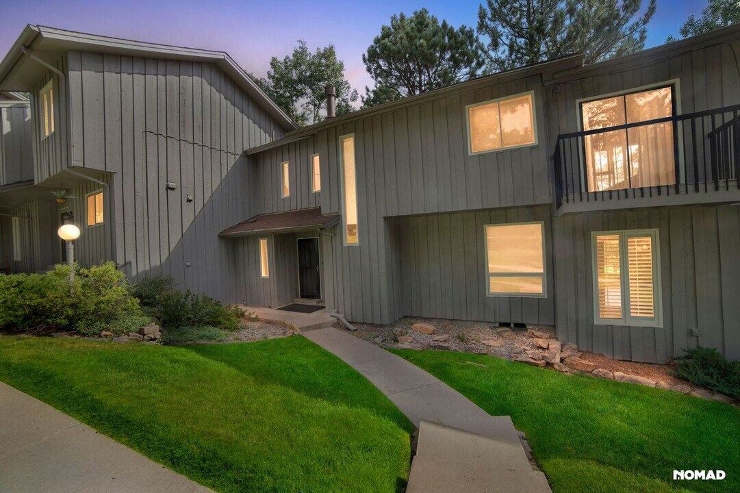 2308 Hearth Dr in Evergreen, CO - Building Photo