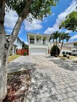 3141 NE 3rd Dr in Homestead, FL - Building Photo