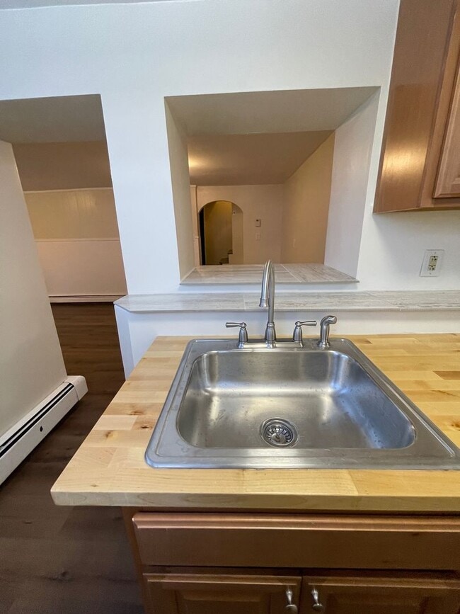 17 Liberty St WH in Newburgh, NY - Building Photo - Building Photo