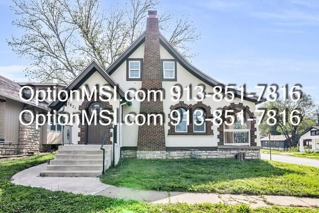 property at 1821 N 26 St