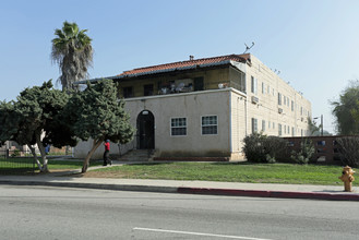 520-536 W 120th St in Los Angeles, CA - Building Photo - Building Photo