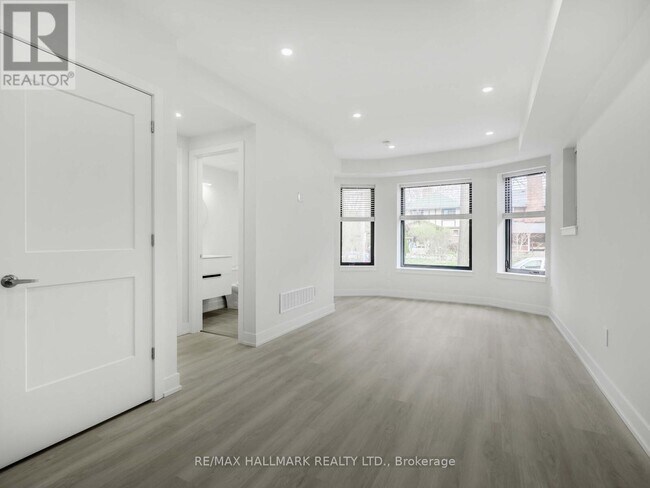 73 Boustead Ave in Toronto, ON - Building Photo - Building Photo