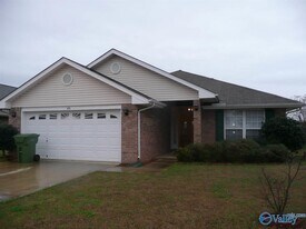 105 Zeona Ct SW in Huntsville, AL - Building Photo