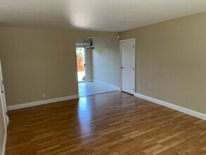 320 3rd Ave S in Pacheco, CA - Building Photo - Building Photo