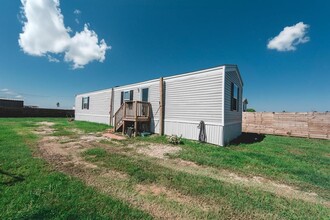1158 Rd 5720 in Cleveland, TX - Building Photo - Building Photo
