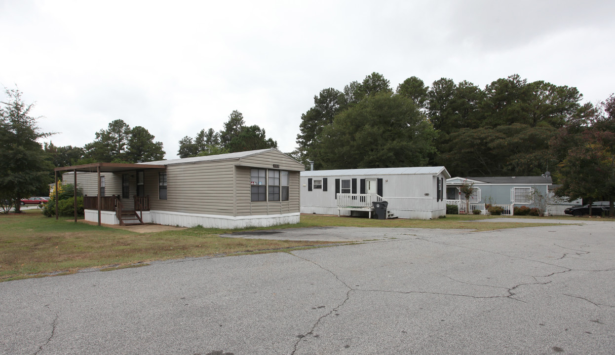 Clover Ranch in Hampton, GA - Building Photo