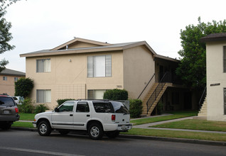 12631 Flower St in Garden Grove, CA - Building Photo - Building Photo