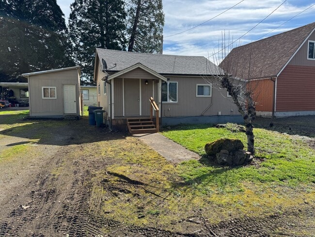 property at 40 S Alder St