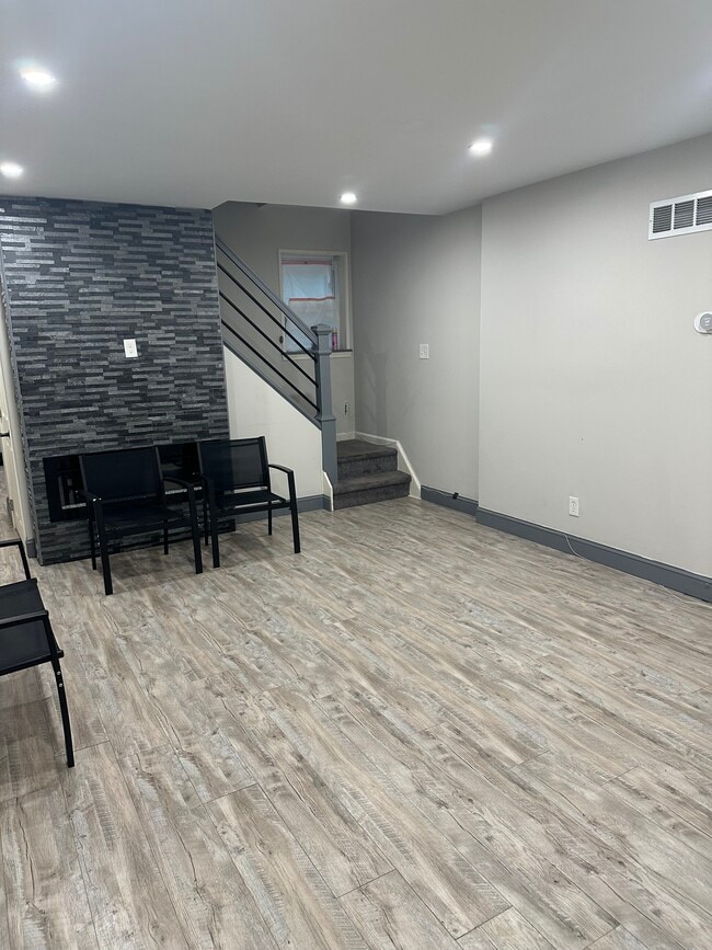 property at 2414 N 13th St