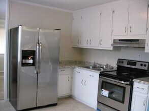1902 Somerville Dr in Hampton, VA - Building Photo - Building Photo