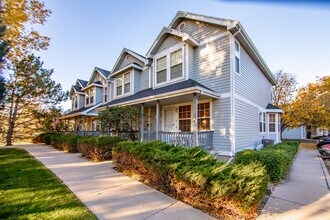 1115 W Swallow Rd, Unit 13 in Fort Collins, CO - Foto de edificio - Building Photo