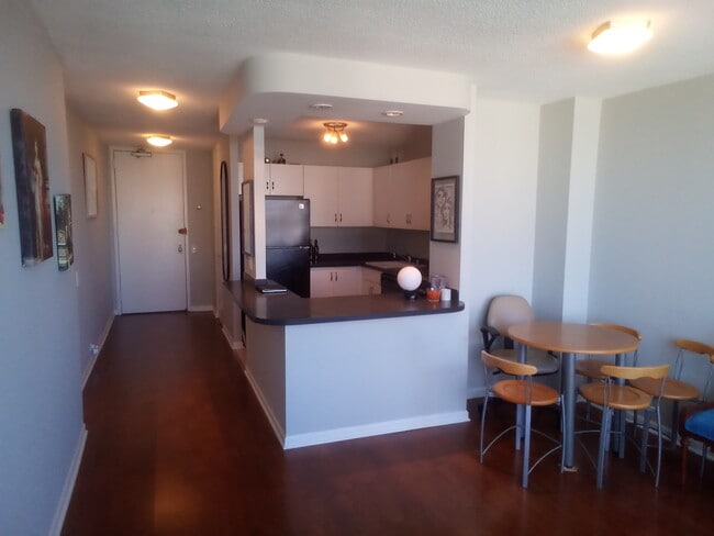 405 N WABASH, Unit 4401 in Chicago, IL - Foto de edificio - Building Photo