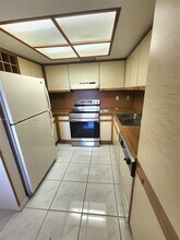 8827 SW 123rd Ct in Miami, FL - Building Photo - Building Photo