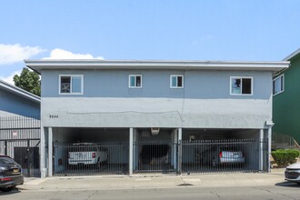 9244 MacArthur Blvd in Oakland, CA - Building Photo - Building Photo