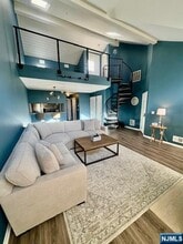 231 Cambridge Dr in Ramsey, NJ - Building Photo - Building Photo