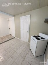 1660 SW 65th Ave-Unit -Studio in Boca Raton, FL - Building Photo - Building Photo