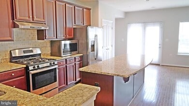 7316 Summit Rock Rd in Elkridge, MD - Building Photo - Building Photo