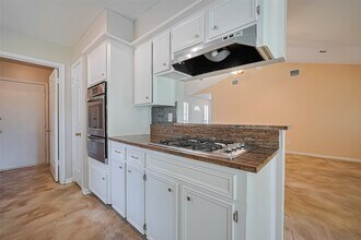 4031 Sherwood W in Humble, TX - Building Photo - Building Photo