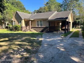 617 Wilson St in Lafayette, LA - Building Photo