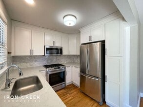 21 Brevard Rd in Asheville, NC - Building Photo - Building Photo