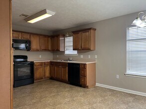 1770 Angeline Dr in Conway, AR - Building Photo - Building Photo