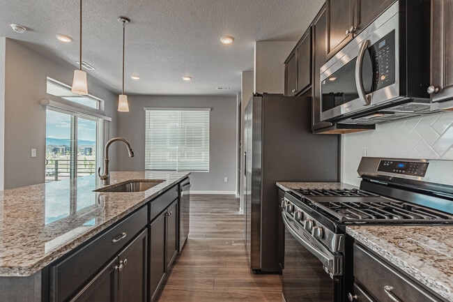 10653 Columbite Hts in Colorado Springs, CO - Foto de edificio - Building Photo