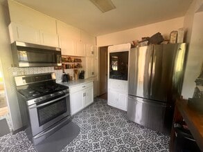 2949 York Ave N in Minneapolis, MN - Building Photo - Building Photo