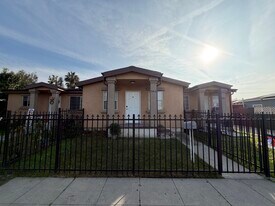 350 W Fig St, Unit B in Compton, CA - Building Photo