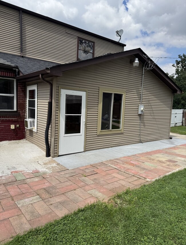 property at 4N169 Illinois Rte 83