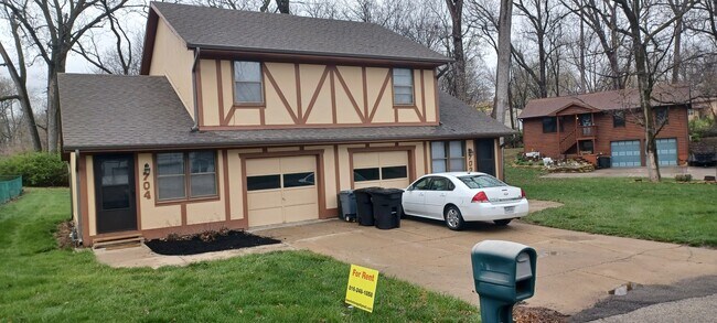702 S 40th St in St. Joseph, MO - Building Photo - Building Photo
