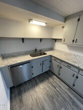 901 Marilyn Dr, Unit B in Raleigh, NC - Building Photo - Building Photo