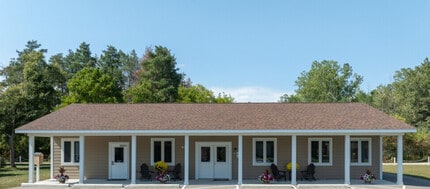 Westmoore Apartments in Fort Gratiot Township, MI - Foto de edificio - Building Photo