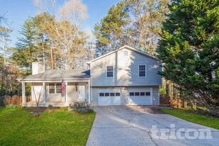 184 Hickory View Dr in Lawrenceville, GA - Building Photo