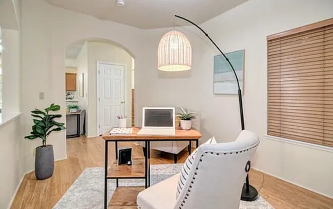 property at 10153 Gatemont Cir