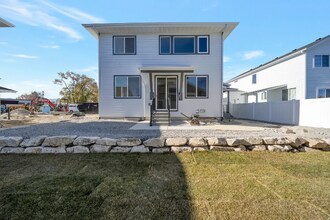 7413 S Pearson Pk Ct in West Jordan, UT - Building Photo - Building Photo