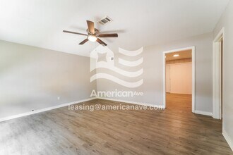 252 McDowell Park Cir in Jackson, MS - Foto de edificio - Building Photo