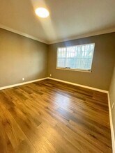 2421 Country Club Blvd in Stockton, CA - Building Photo - Building Photo