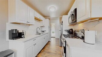 4591 Orange Ave in Long Beach, CA - Building Photo