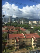 1650 Kanunu St, Unit 906 in Honolulu, HI - Foto de edificio - Building Photo