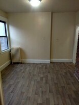 409-411-411 Wethersfield Ave in Hartford, CT - Building Photo