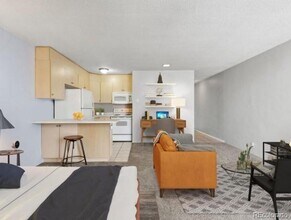 2500 S York St in Denver, CO - Building Photo - Building Photo