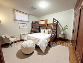 484 E 25th St in Hamilton, ON - Building Photo - Building Photo